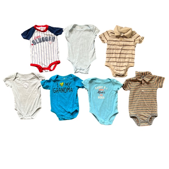 Set of 7 Short-Sleeved Baby Onesies, Carter's, Little Me and more, Size 6 Months - Picture 1 of 15